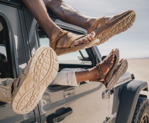 Bone Brown Chacos Men's Banded Z/Cloud