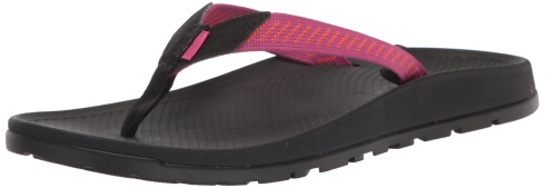 Score Fuchsia Chacos Women's Lowdown Flip Sandal